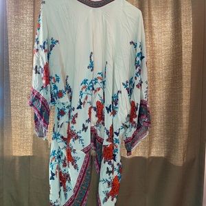 Flying tomato kimono